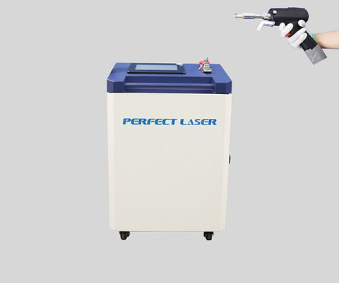 Máy hàn laser cầm tay để hàn kim loại.