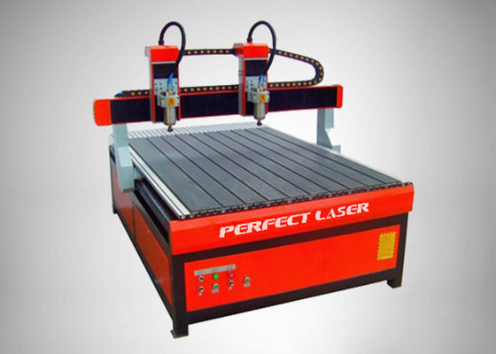 Máy khắc gỗ điêu khắc 3D Máy định tuyến CNC 8 đầu / Bộ định tuyến gỗ CNC